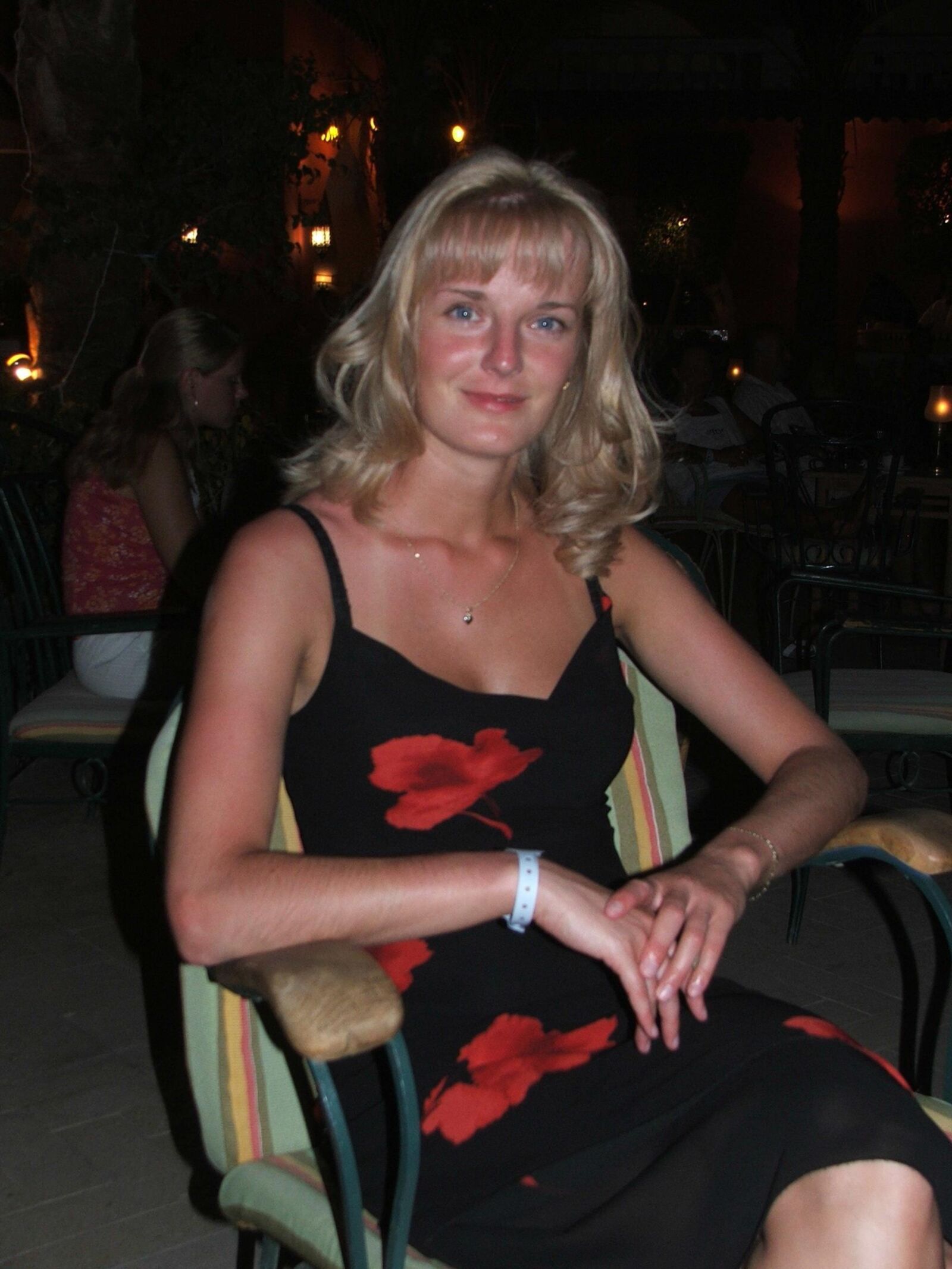 Hotwife as young slut, years ago 