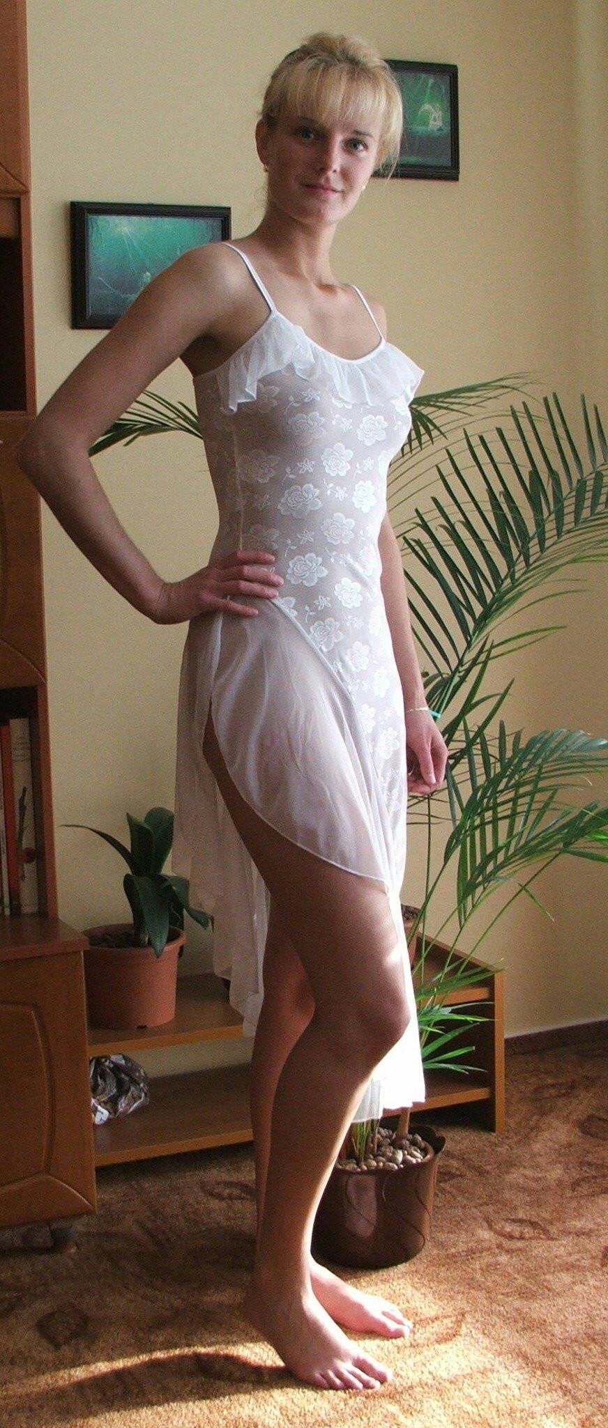 Hotwife as young slut, years ago 