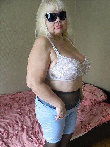Old mature Rimma from Moscow has pantalones