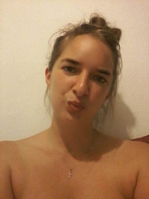 Selfies de la salope du Var