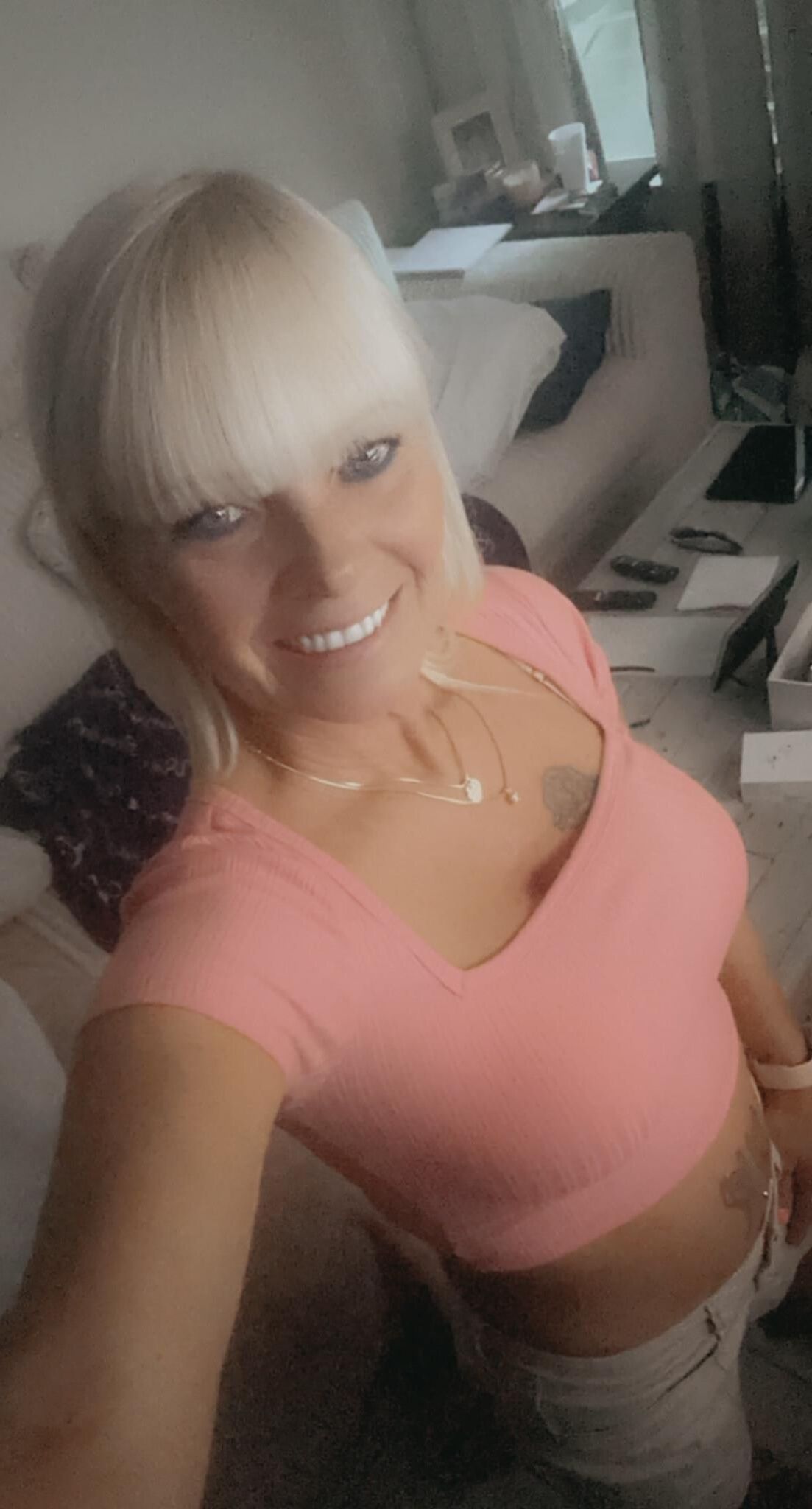 Tami Binnion Mature Amateur Model