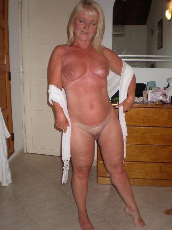 Blonde GILF