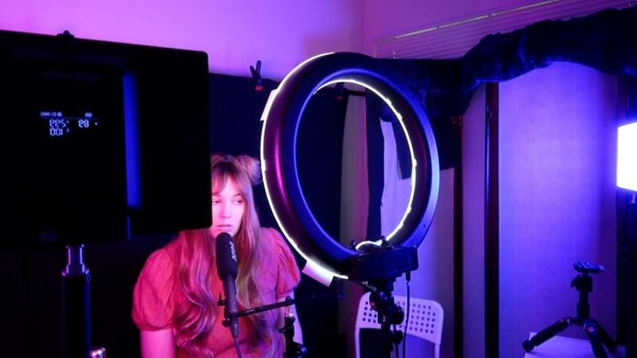 Suavemente Galoshes asmr algunas fotos actualizadas "detrás de escena"