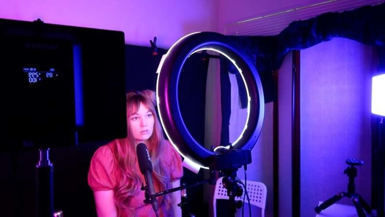 Suavemente Galoshes asmr algunas fotos actualizadas "detrás de escena"