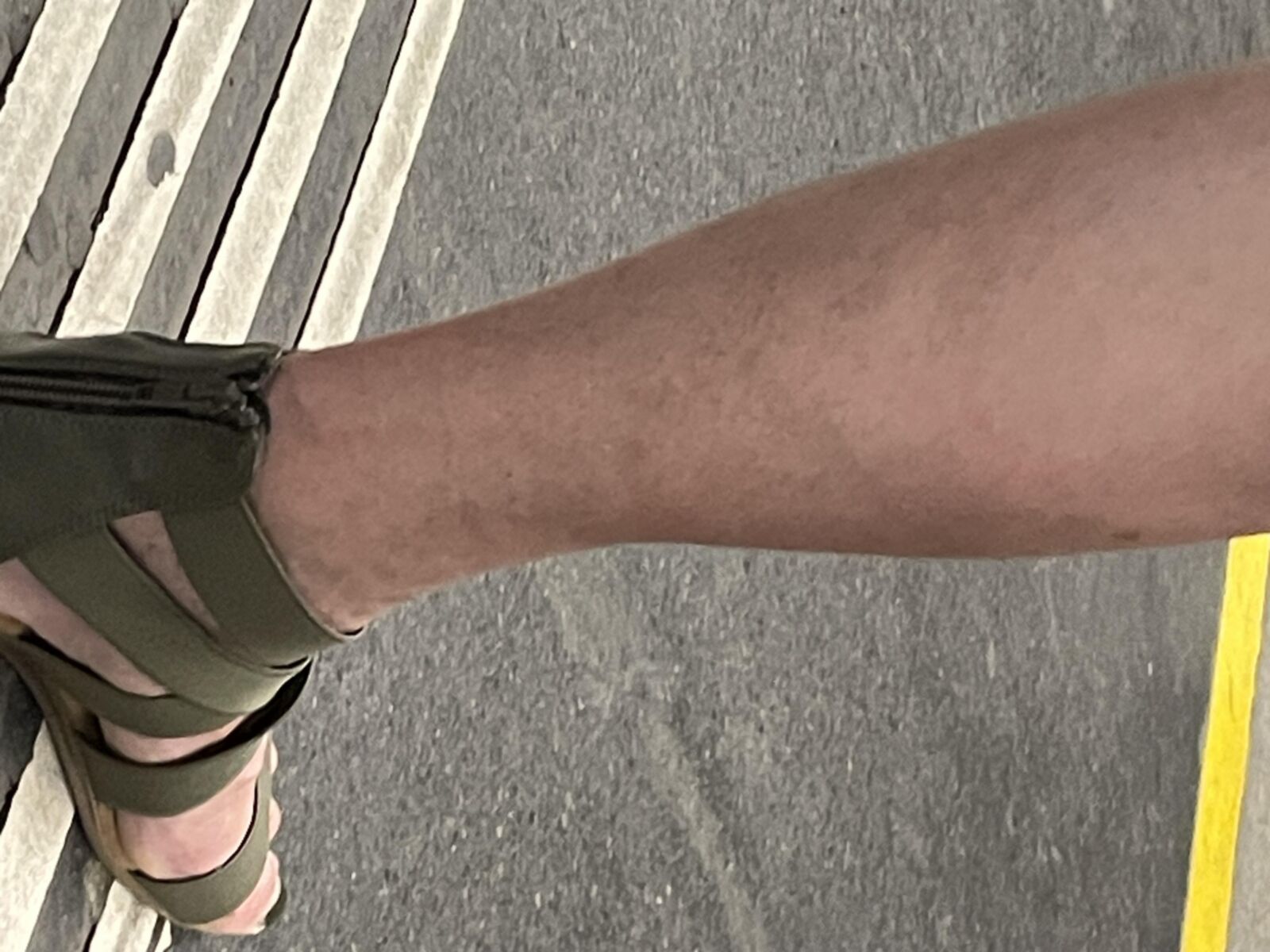 Sexy mature feet dedication 
