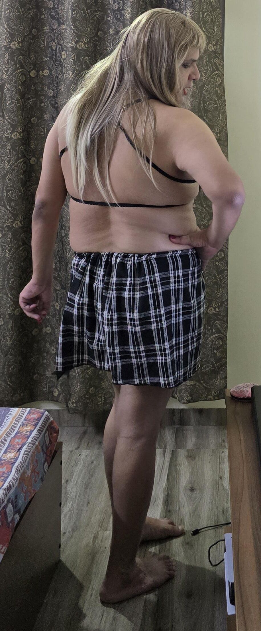 rubio transexual Monica M muestra S