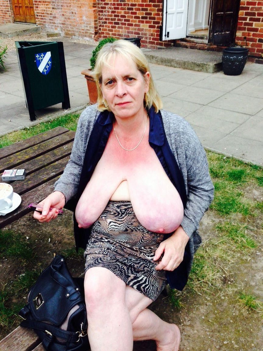 Blondes big tits floppies and hangers 