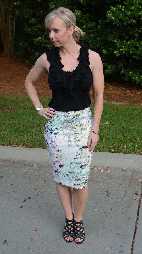P interest In Beauty Focus On Fit, Blonde, Petite Milf