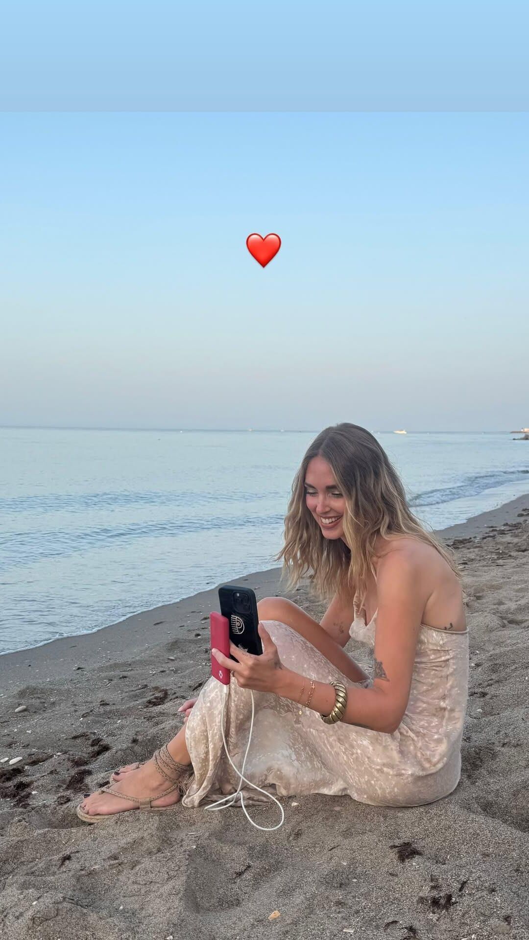 Chiara Ferragni italian slutty blonde influencer! 