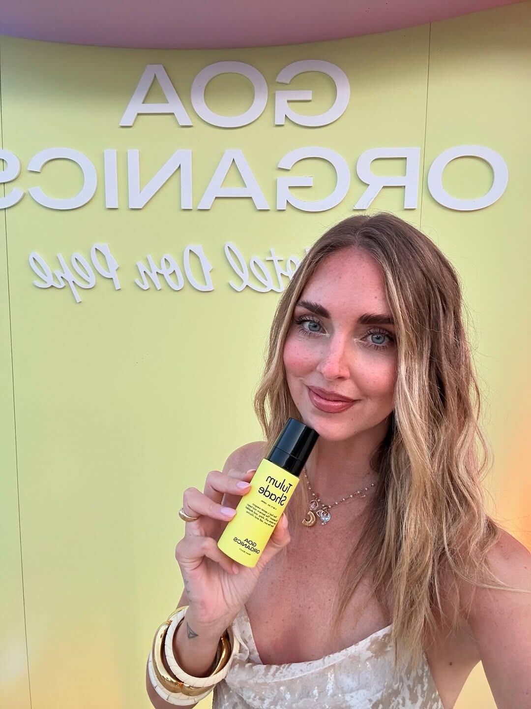 Chiara Ferragni italian slutty blonde influencer! 