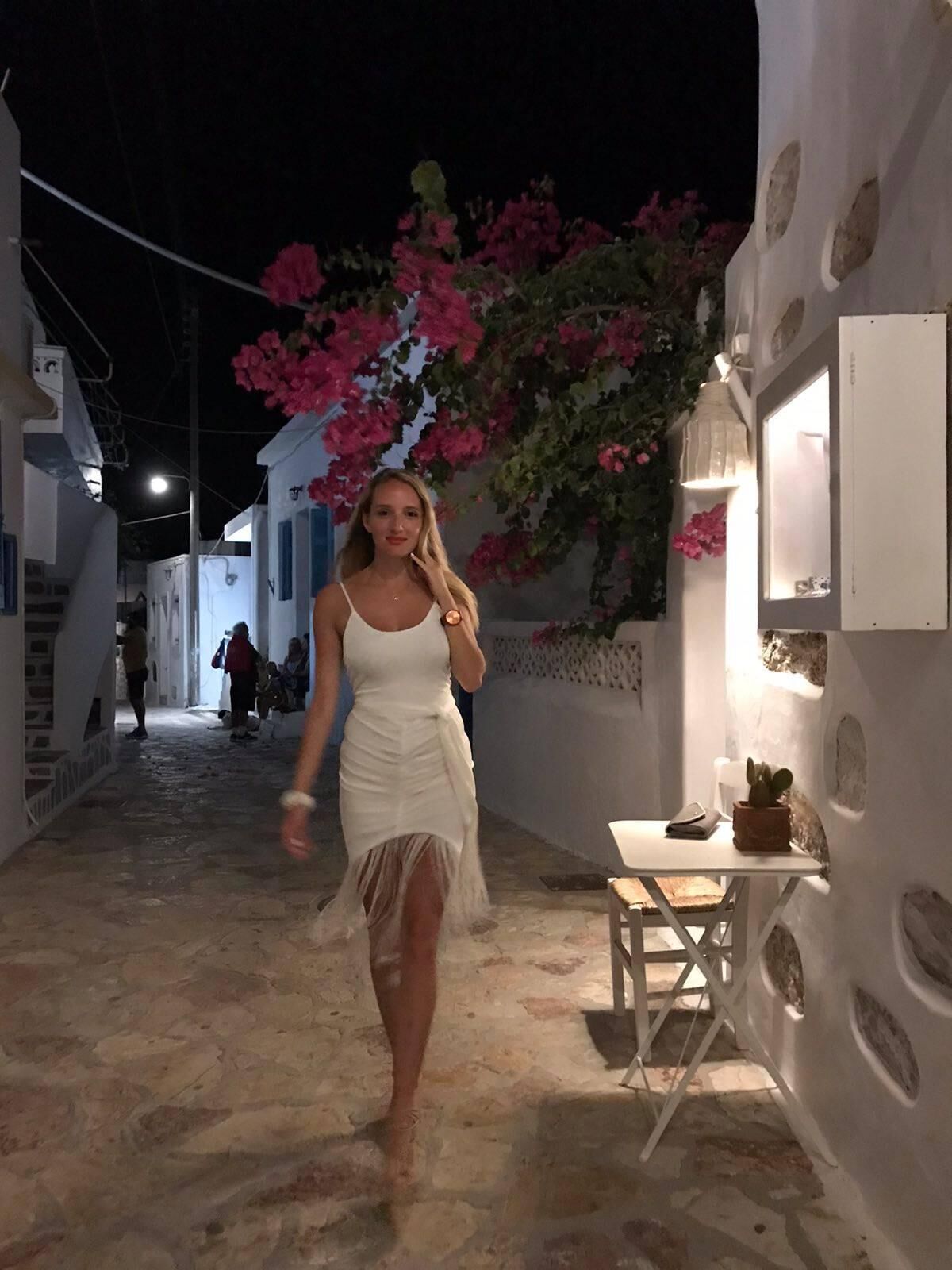 Do you think Eleni is hot?