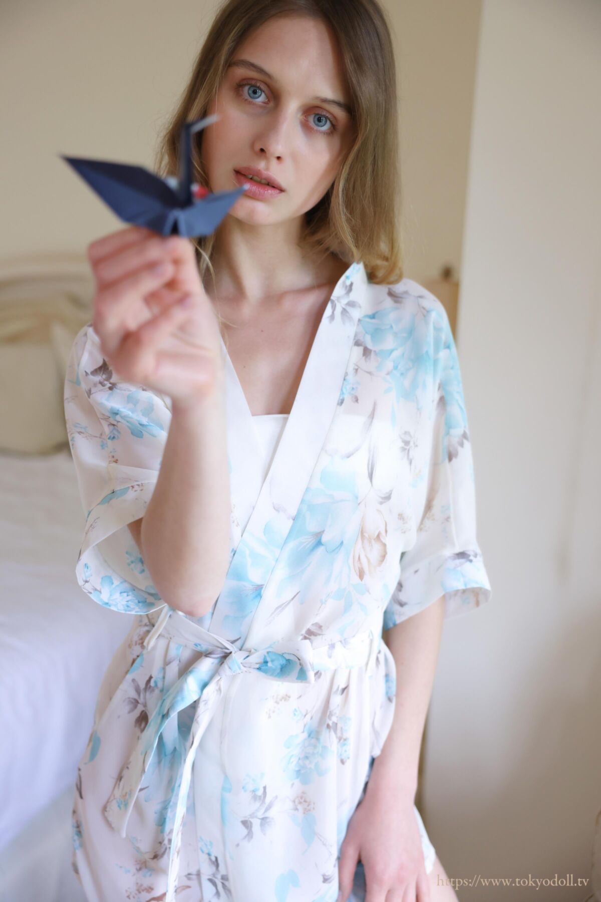 Alexa D Set White Pattern Robe