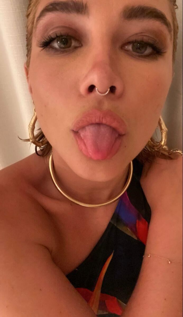 Choose one weird, crazy celeb to wake up to by their face alone