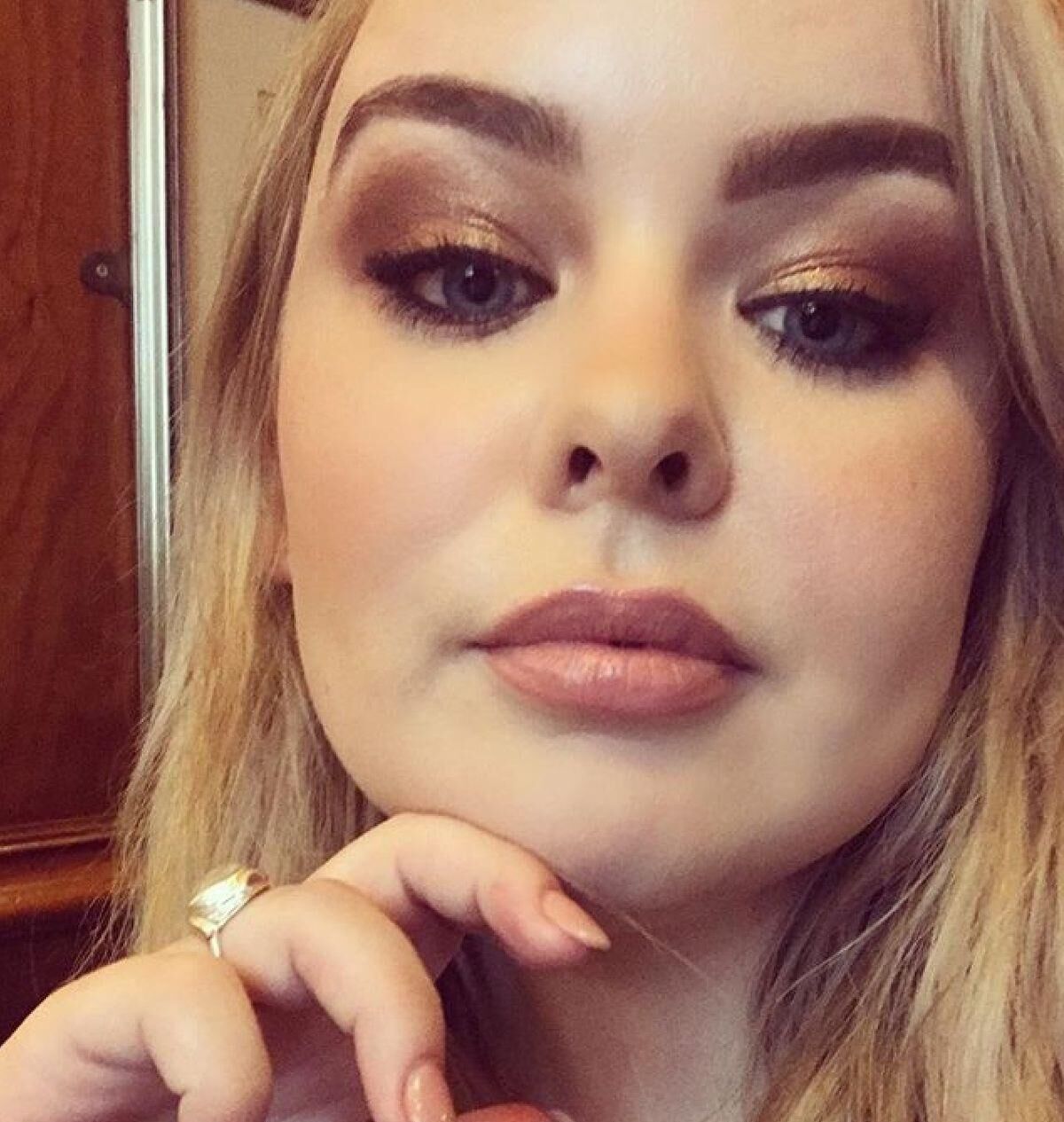 Choose one weird, crazy celeb to wake up to by their face alone
