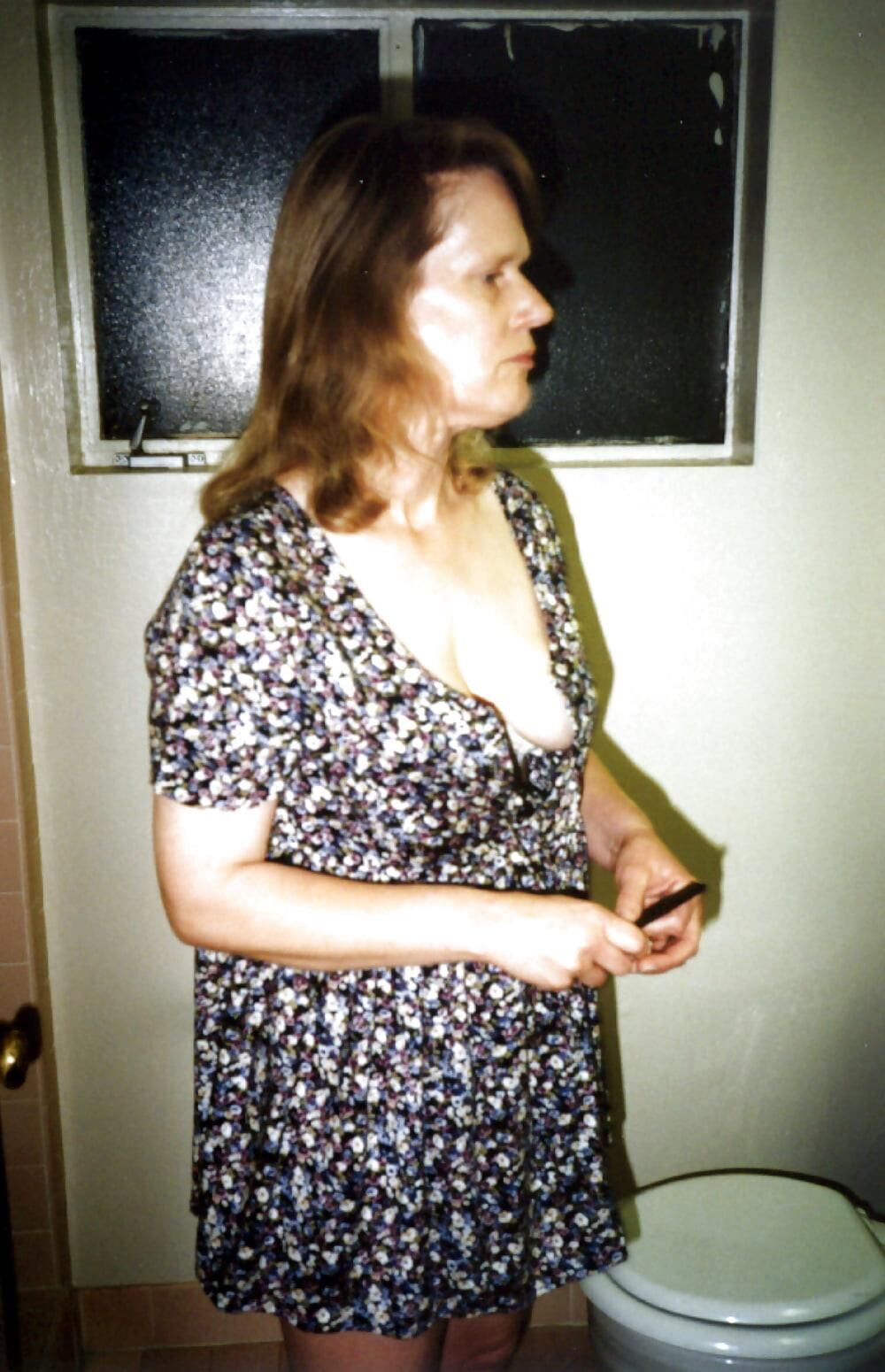 THERESIA PHORE AU MOTEL REST THEALLER'S REST