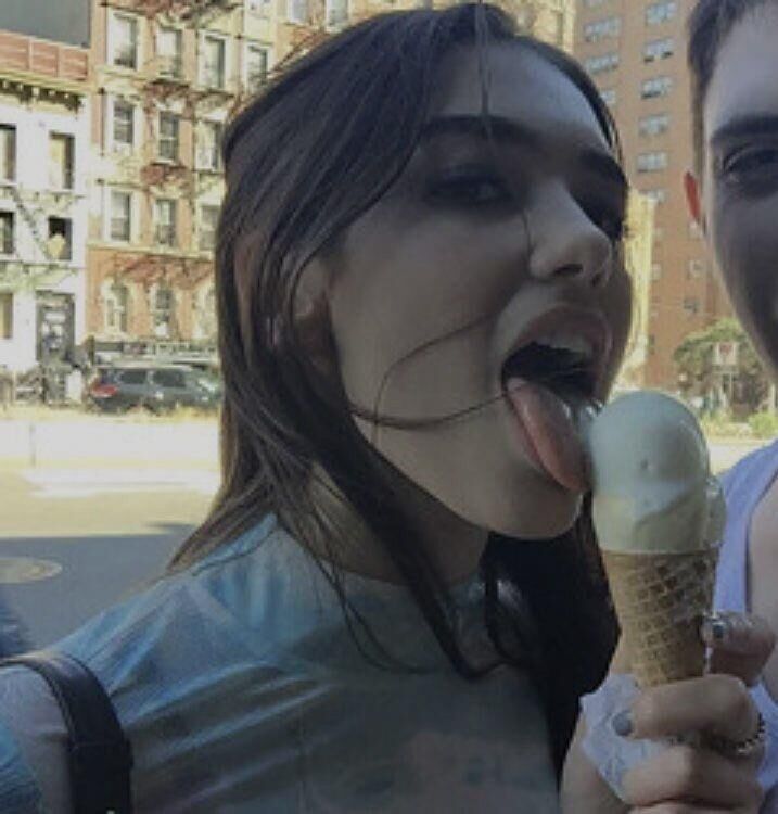Choose one weird, crazy celeb to wake up to by their face alone