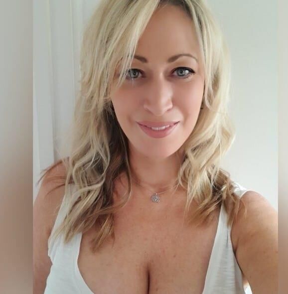 SEXY GIRLS I KNOW