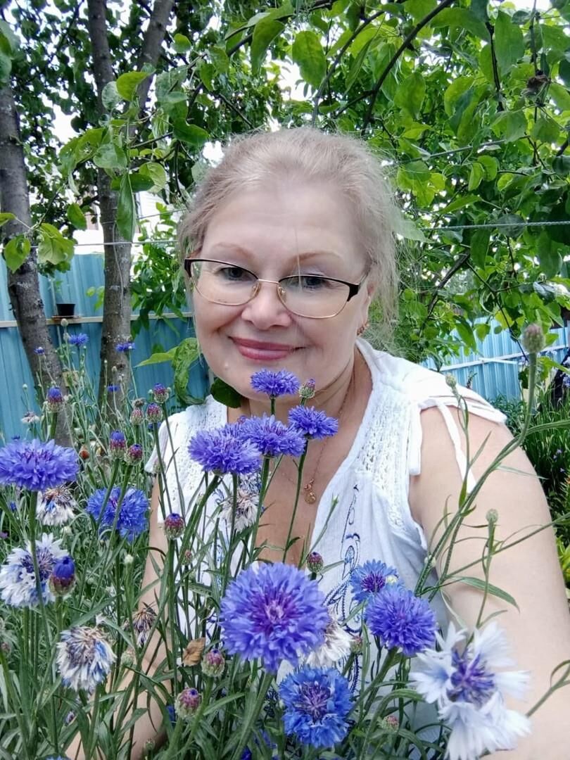Lidia rubia madura de Moscú