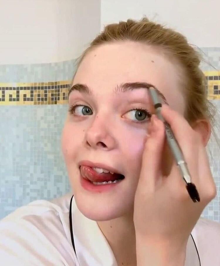 Choose one weird, crazy celeb to wake up to by their face alone