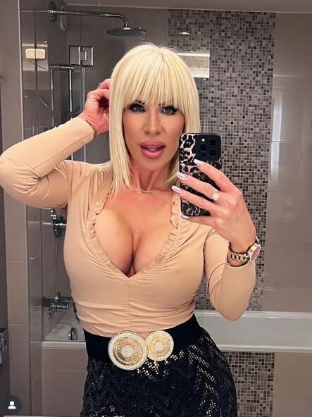 Hot Milf Pornstar Tiffany Rousso Photos 