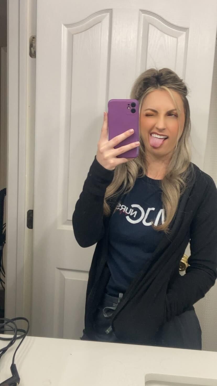  Cell Phone Selfie