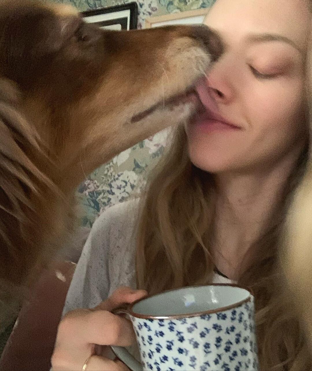 Mulher e seu grande amor ... só por diversão