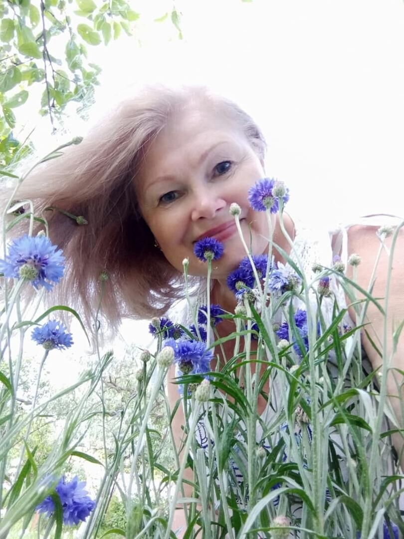 Lidia rubia madura de Moscú