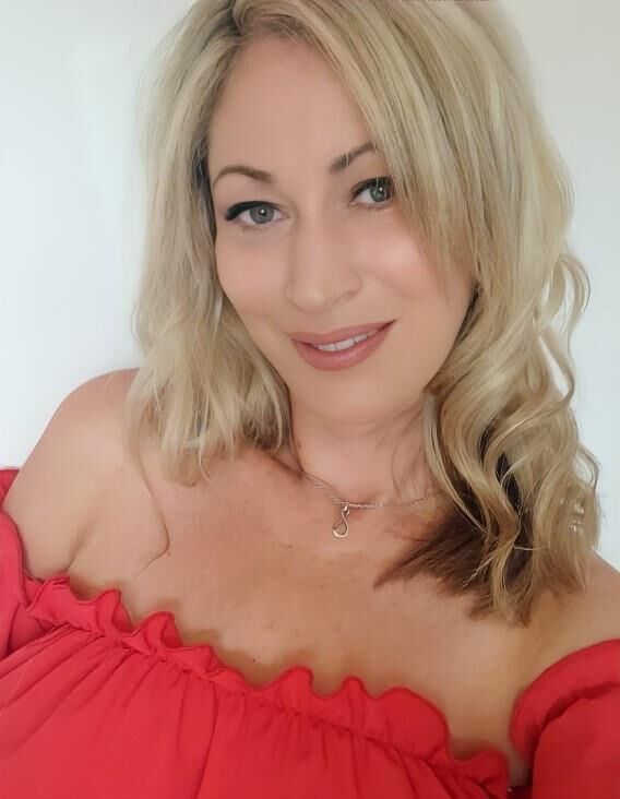 SEXY GIRLS I KNOW