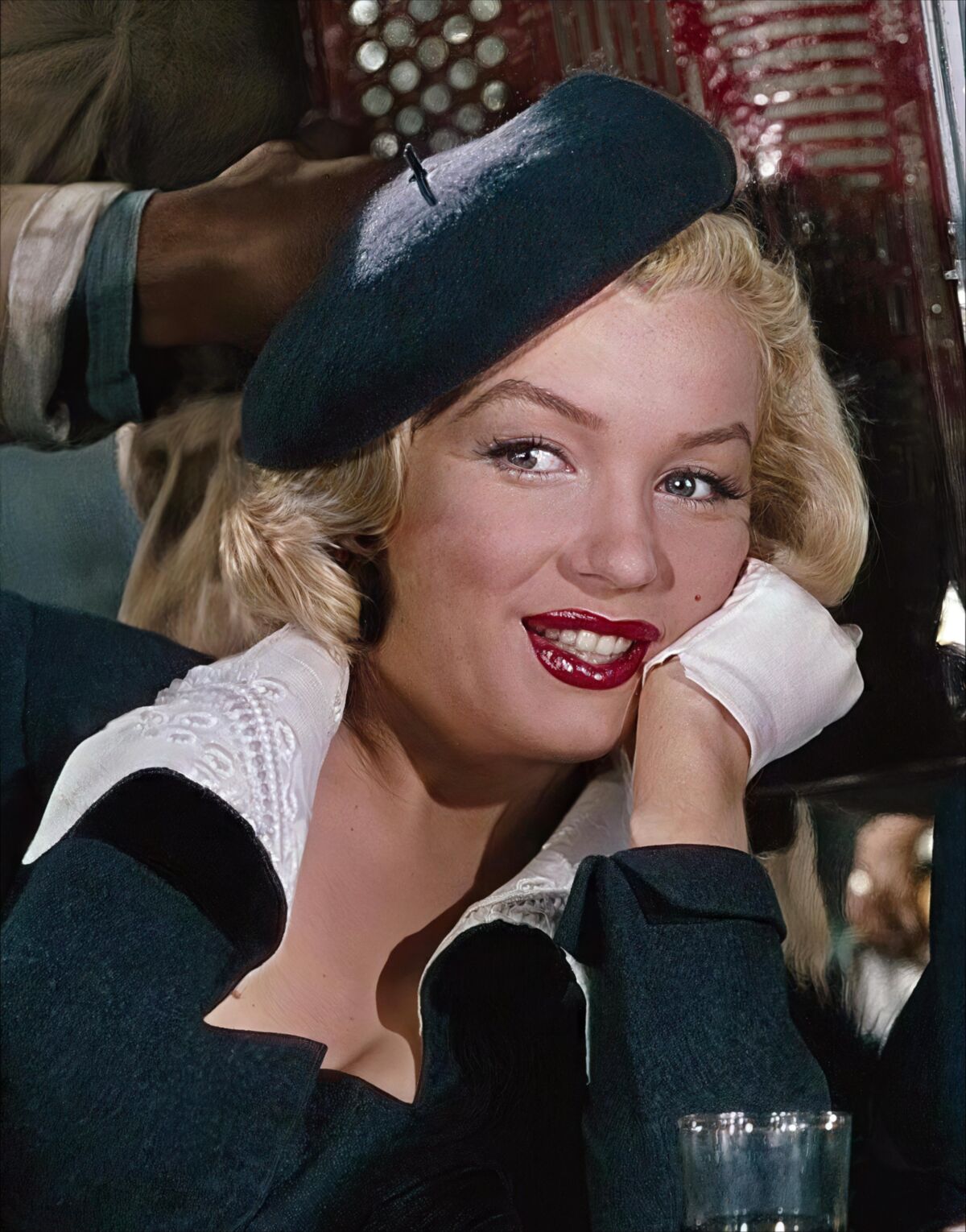 Marilyn Monroe hyper resolution face impessions