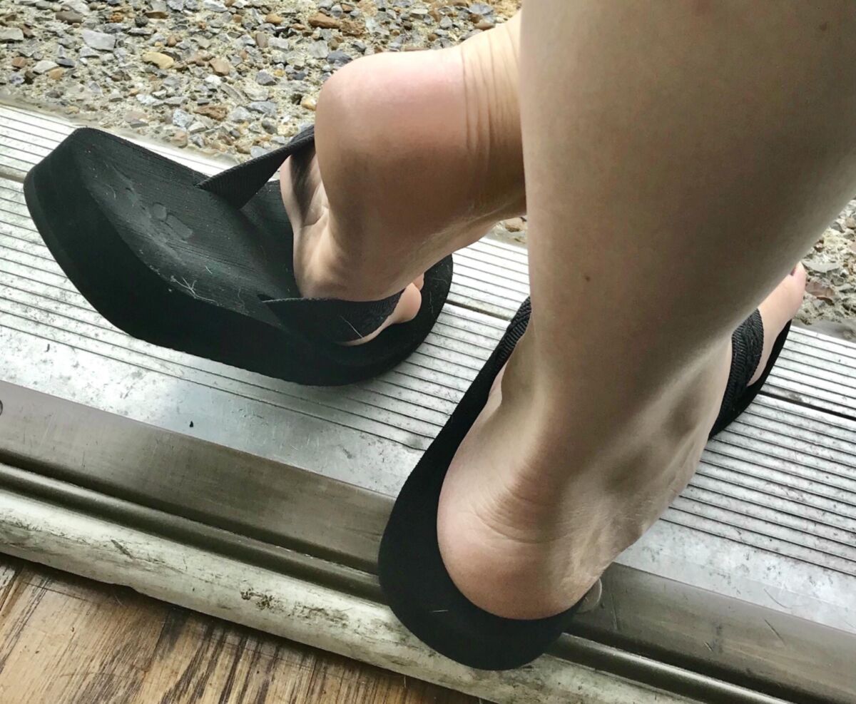 Jennie sexy milf feet