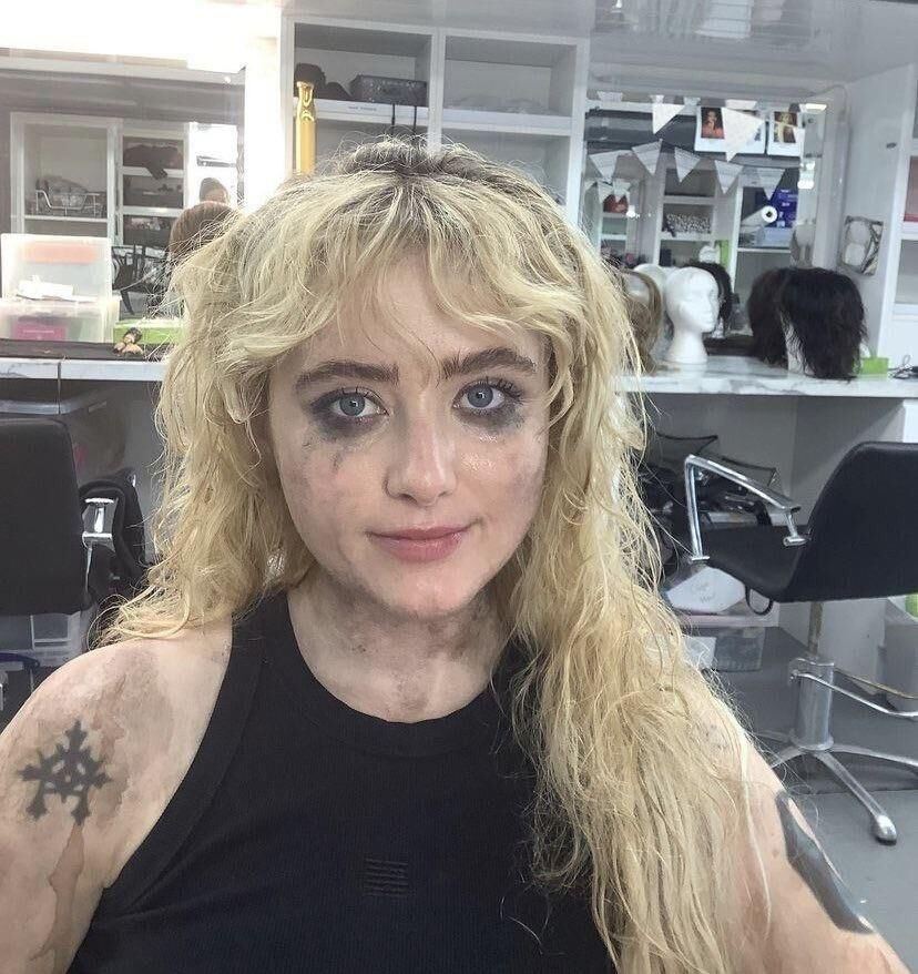 Choose one weird, crazy celeb to wake up to by their face alone