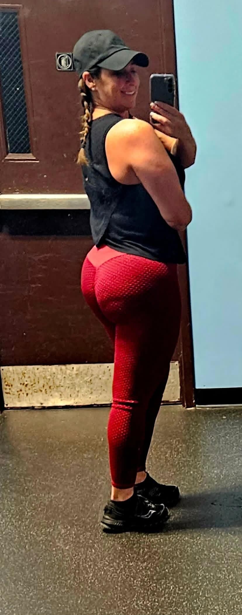  Cell Phone Selfie