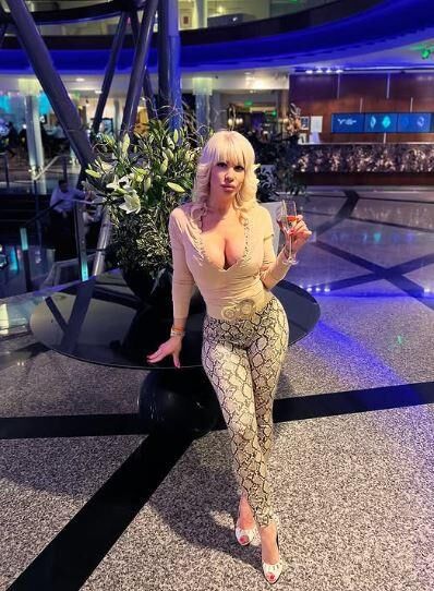 Hot Milf Pornstar Tiffany Rousso Photos 