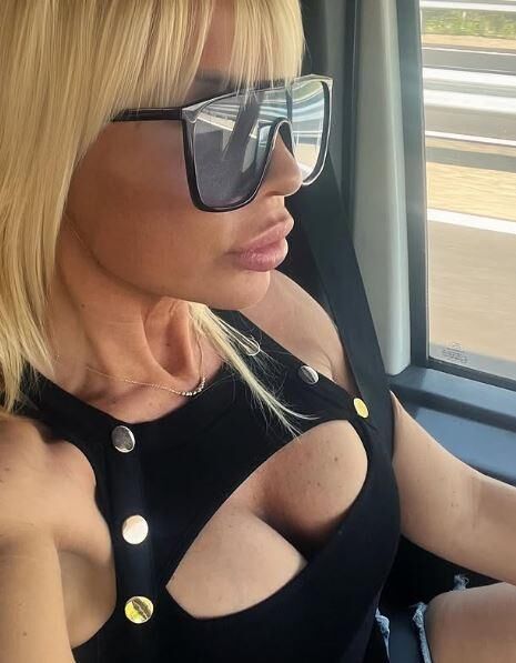 Hot Milf Pornstar Tiffany Rousso Photos 