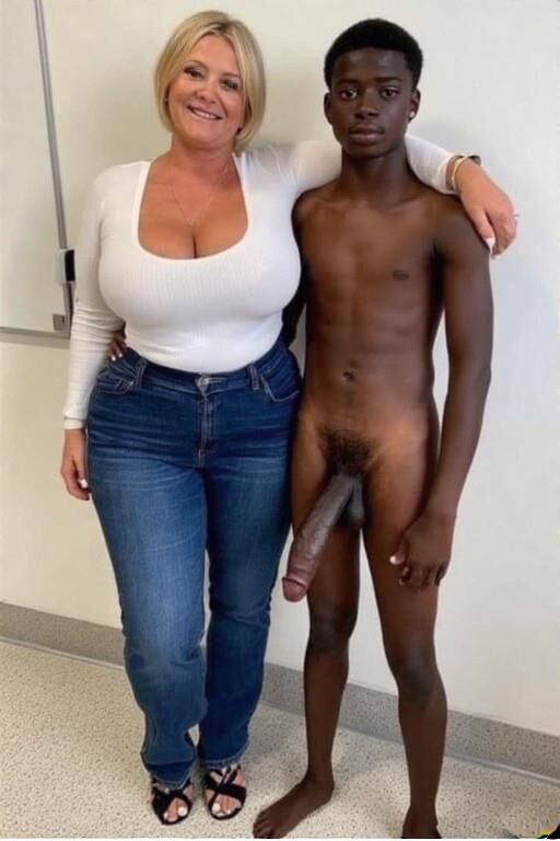C'est la raison pour laquelle la femme mature aime la jeune BBC