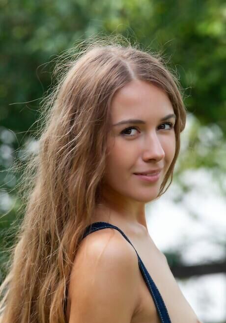 Merveilleuse Lina Diamond
