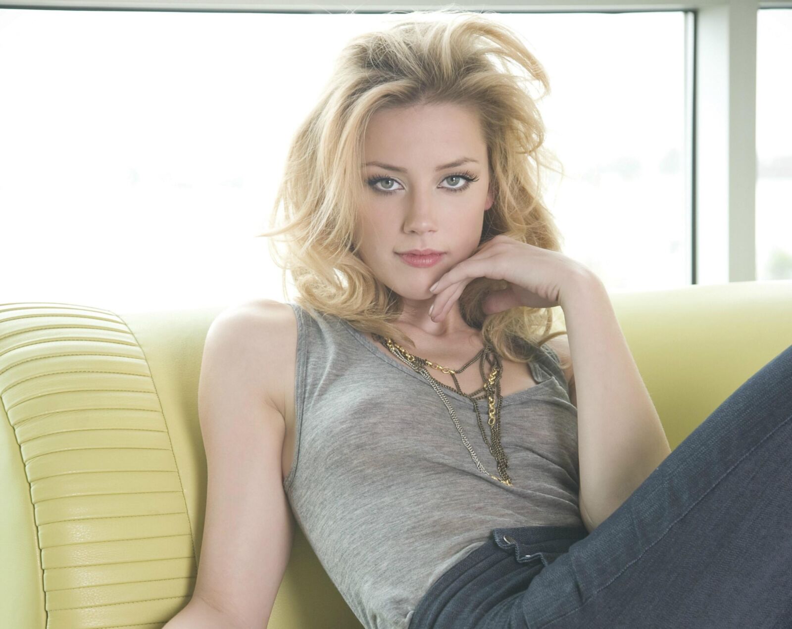 AMBER HEARD