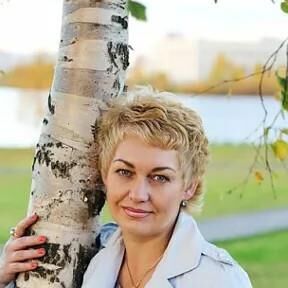 Fantastic blonde milf Elena from northern Russia