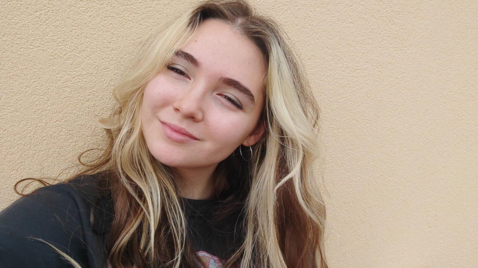 Blonde spanische Verzögerung
