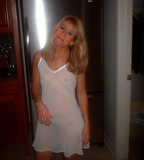 HOONTES MILF STEPHANIE (amigo da ex -esposa parece parecido)