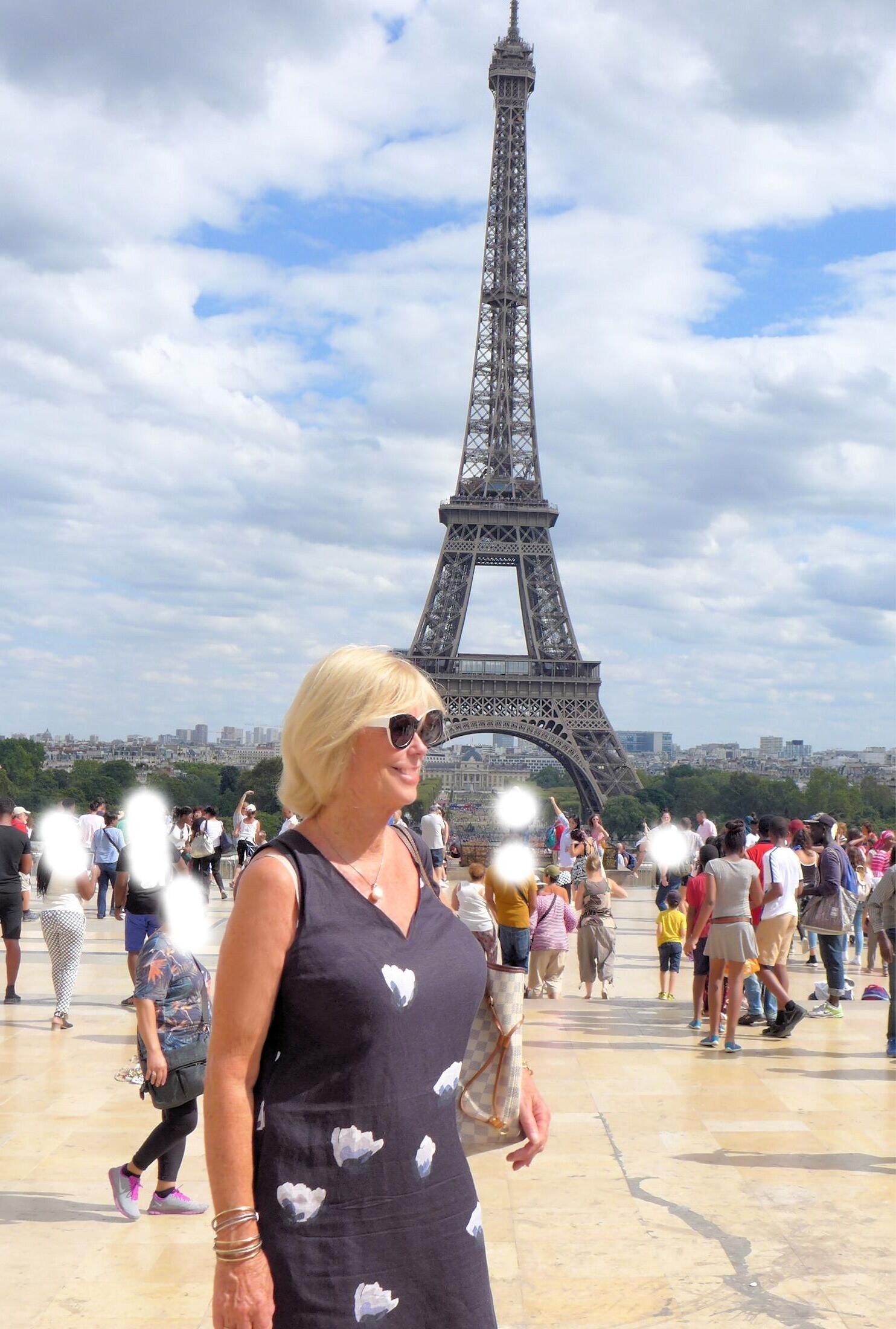 Unsere schöne Diane ist für Europa Frankreich an erster Stelle!