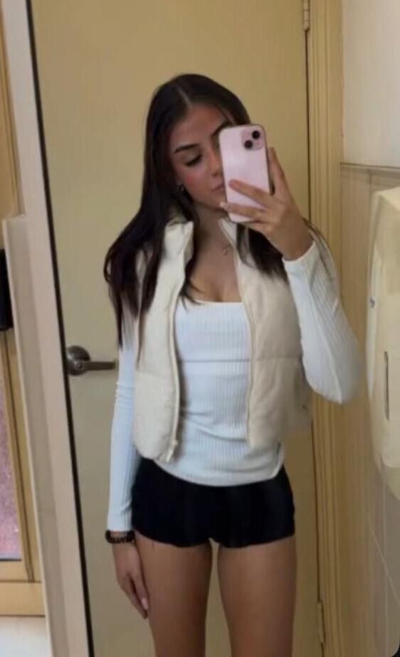 Caitlin B