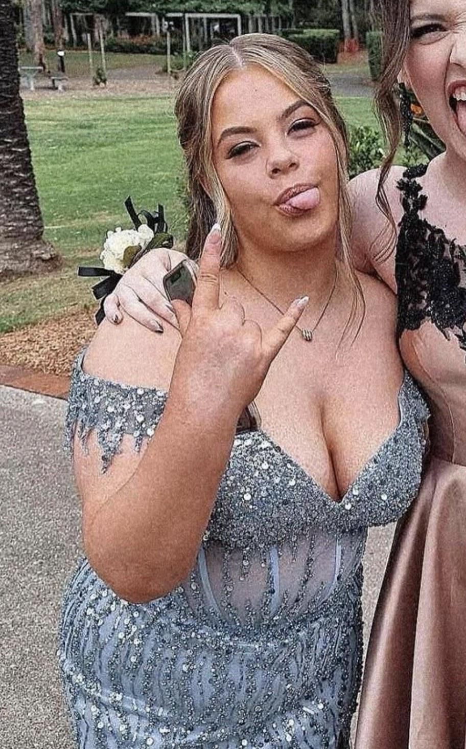 Jacqui w