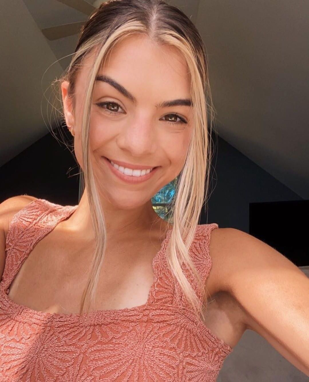 Jessica et ses amis pensaient que personne ne les verrait nus.