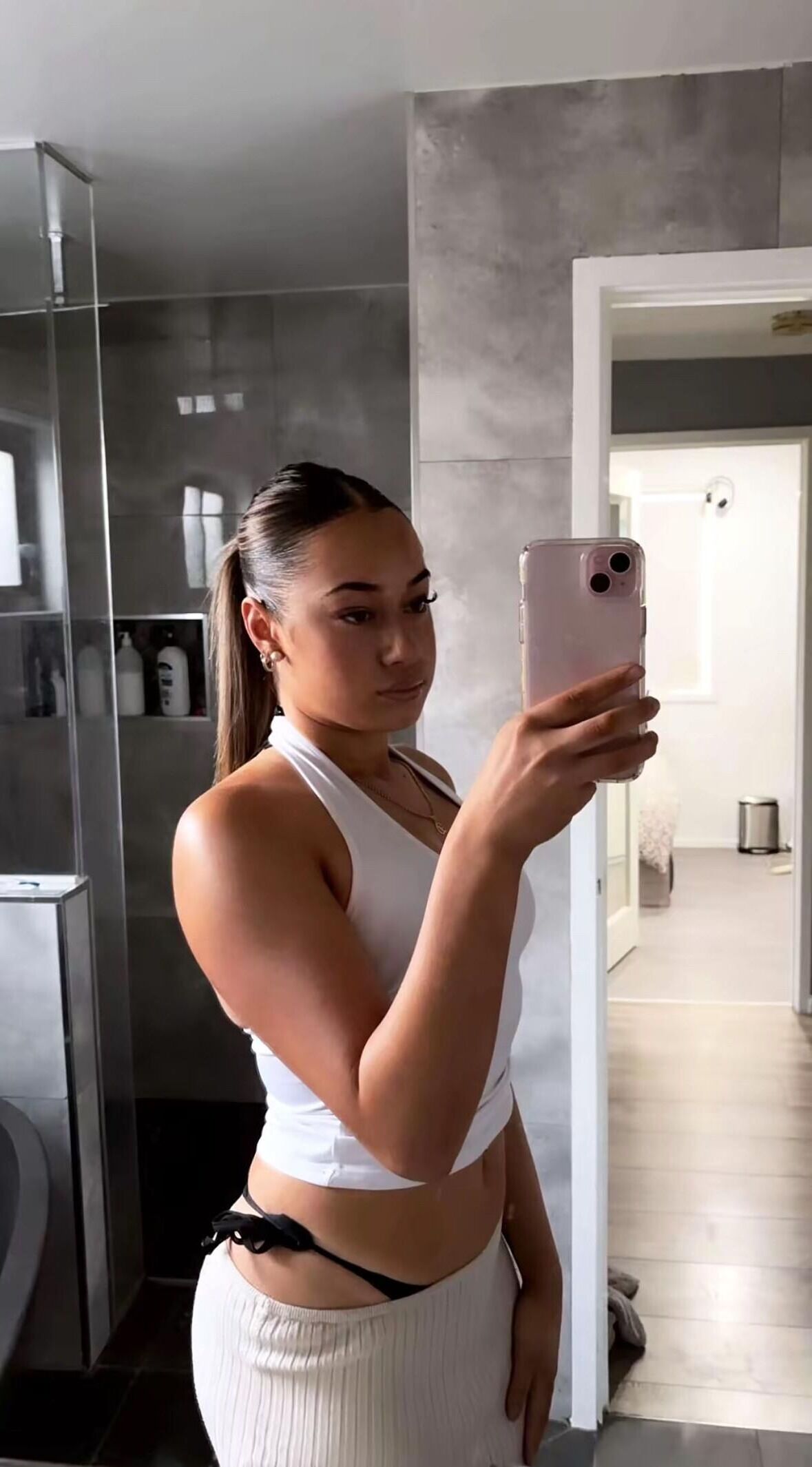 Dakota G