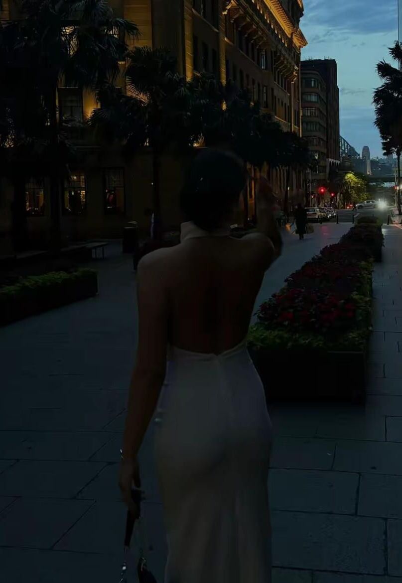 Chloe B
