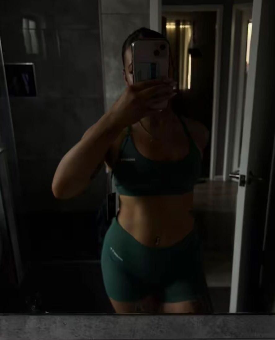 Dakota G
