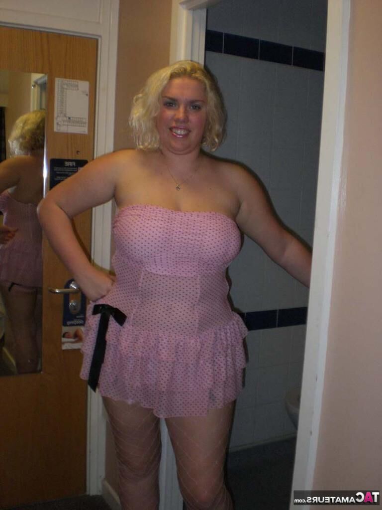 Barby (UK) se pavane