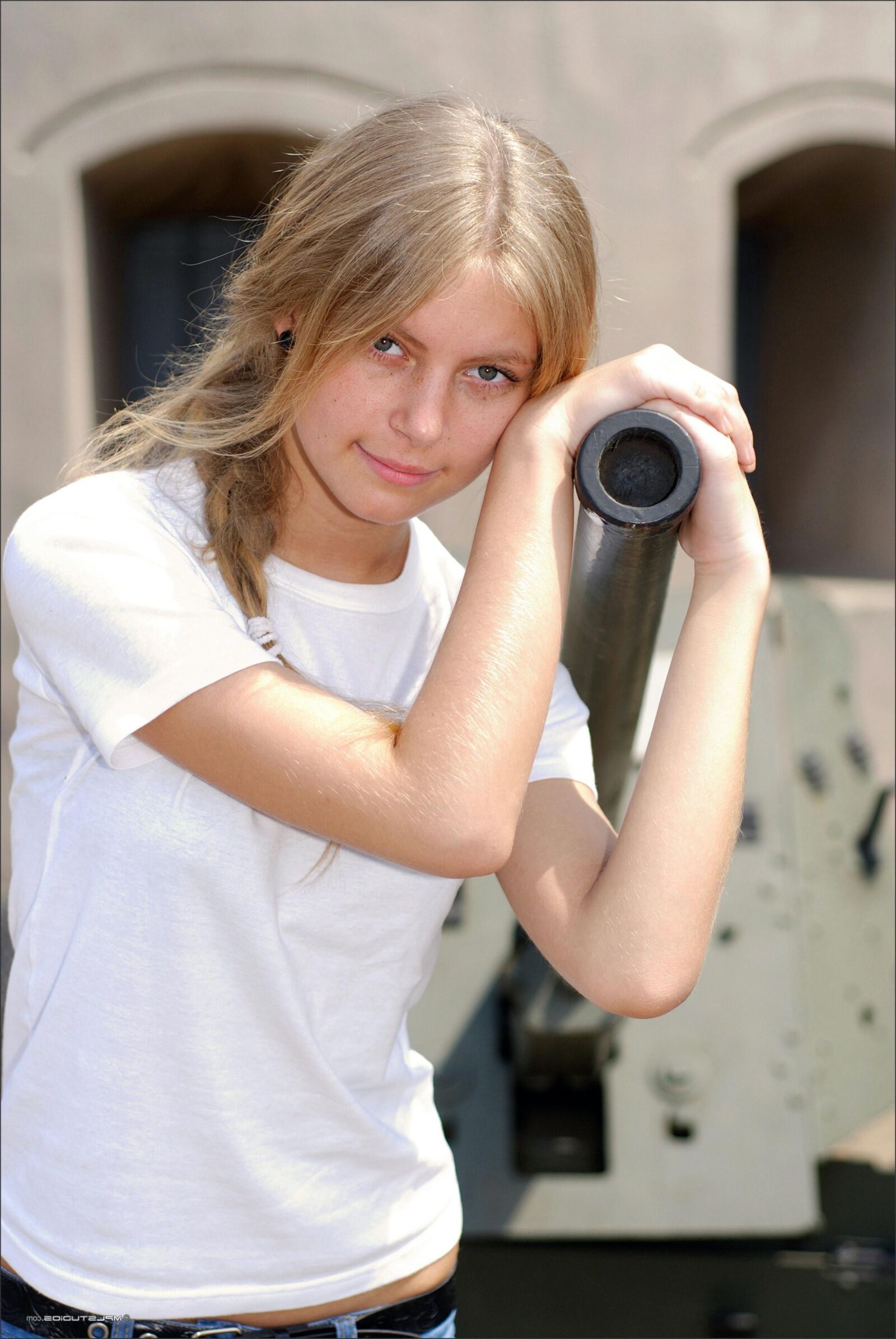 Mplstudios Camille Este es realmente grande (NN)