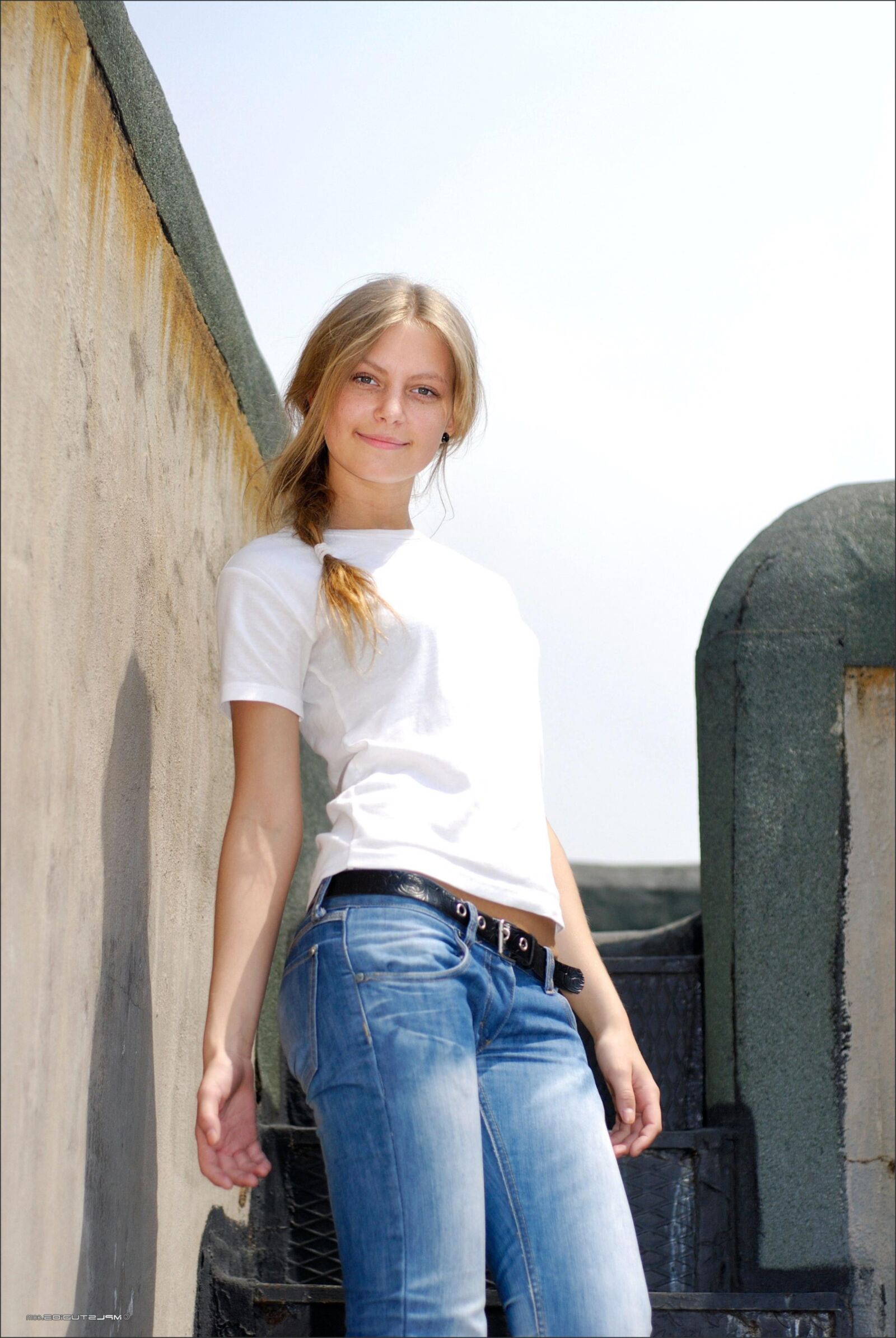 Mplstudios Camille Este es realmente grande (NN)